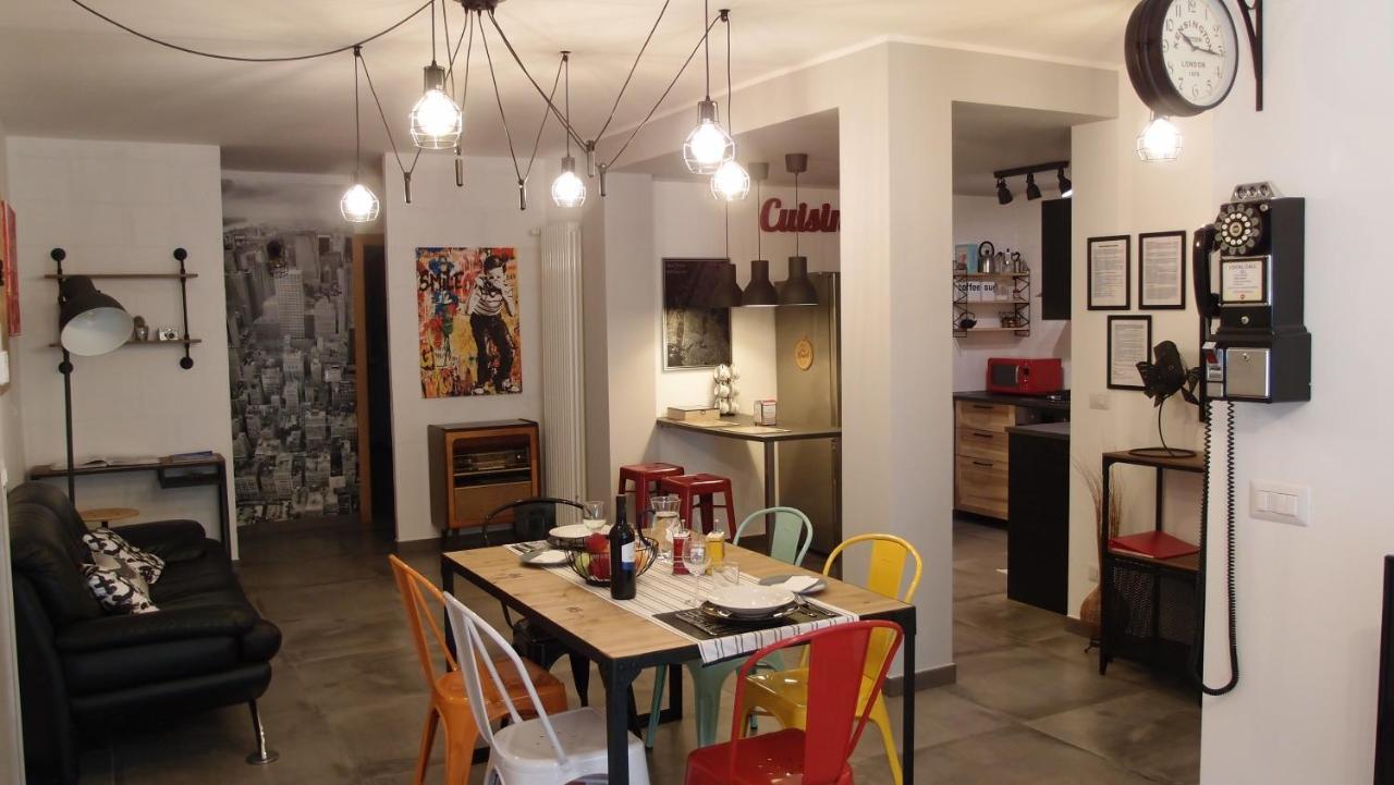 The Black Dog House Valenzano Bagian luar foto